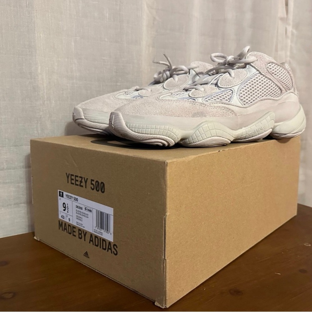 Yeezy 500 Blush Size 9.5
